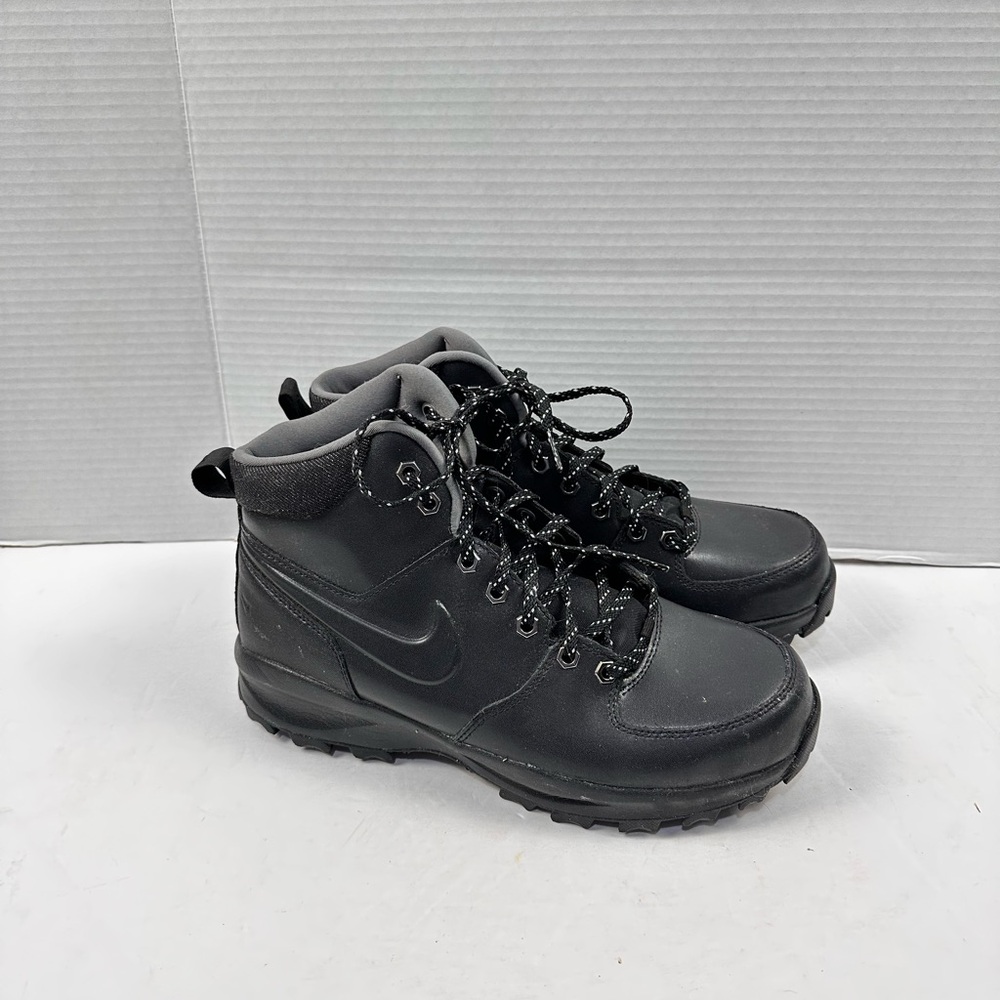 Nike Mano Leather SE Boot Sz 8.5